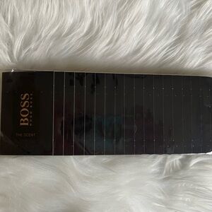 Boss The Scent by Hugo Boss for Men samples (20 Count)